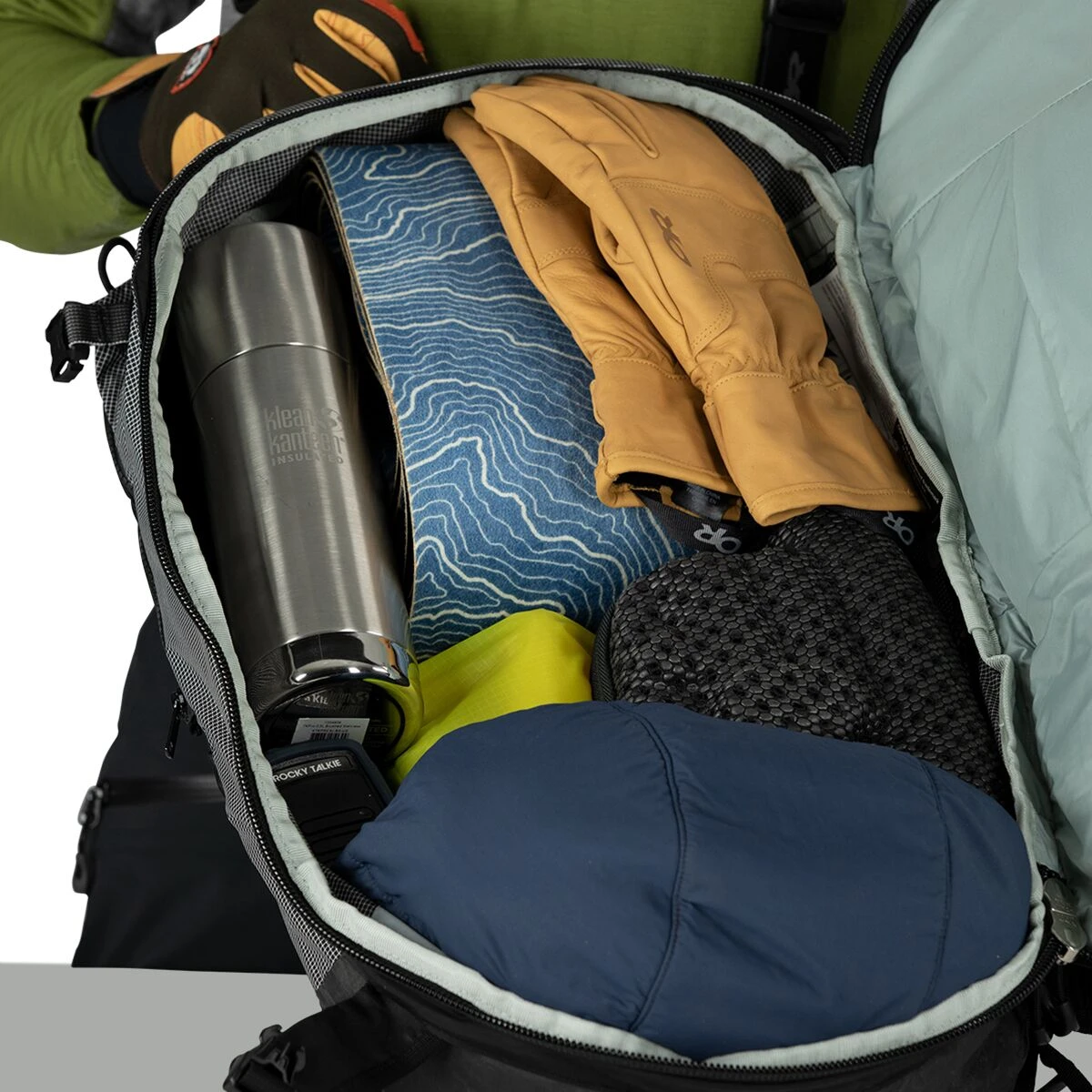 Osprey Packs Airbag Packs & Accessories Soelden Pro Avy 32L Airbag Backpack 8 Osprey Packs Airbag Packs & Accessories Soelden Pro Avy 32L Airbag Backpack - Image 6